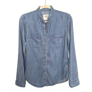 ABERCROMBIE & FITCH Blue Chambray Long Sleeve Button Down Shirt Classic Casual S